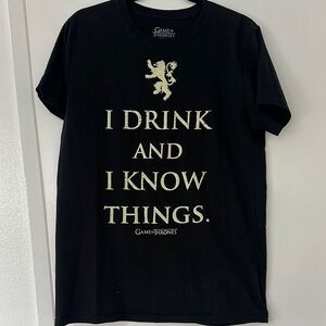 Game of Thrones Graphic T-Shirt – “I Drink and I Know Things” - Size Medium